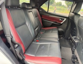 Toyota Fortuner Legender 2.4 4x2 AT 2020