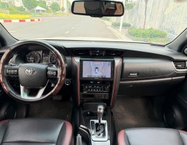 Toyota Fortuner Legender 2.4 4x2 AT 2020