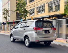 Toyota Innova 2.0 MT 2016