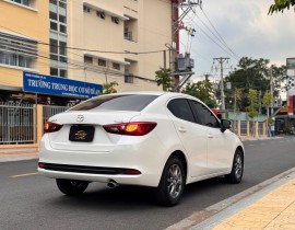 Mazda 2 1.5 AT 2024