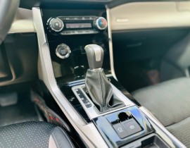 TOYOTA VELOZ 2024 TOP