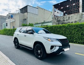 TOYOTA FORTUNER 2017 2.7V 4X2 AT