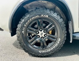 TOYOTA FORTUNER 2017 2.7V 4X2 AT