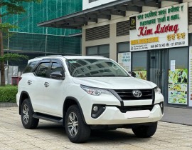 Toyota Fortuner Dầu 2.4 MT 2019