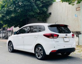 Kia Rondo 2.0 MT 2020 
