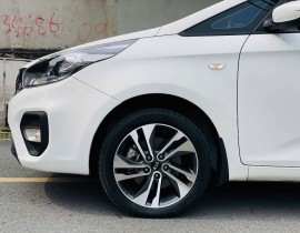 Kia Rondo 2.0 MT 2020 