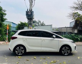 Kia Rondo 2.0 MT 2020 