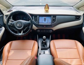 Kia Rondo 2.0 MT 2020 