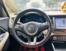 Kia Rondo 2.0 MT 2020 