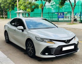 Camry 2.0 Q 
