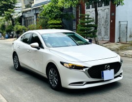 Mazda3 Luxury 2022