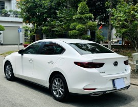 Mazda3 Luxury 2022