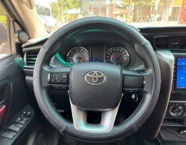  Fortuner Dầu 2.4 MT 2018