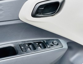 I10 1.2 MT Base 2023