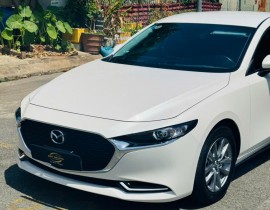 Mazda 3 Luxury 2024