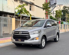 Toyota Innova 2.0 MT 2016