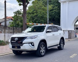 Toyota Fortuner Dầu 2.4 4x2 MT 2017 